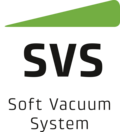 SVS Soft Vacuum System Logo mit grünem Element und schwarzer Schrift