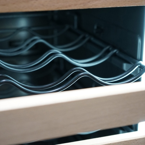 WineChef Duo 122 Black Design Weinkühlschrank mit Kompressortechnik