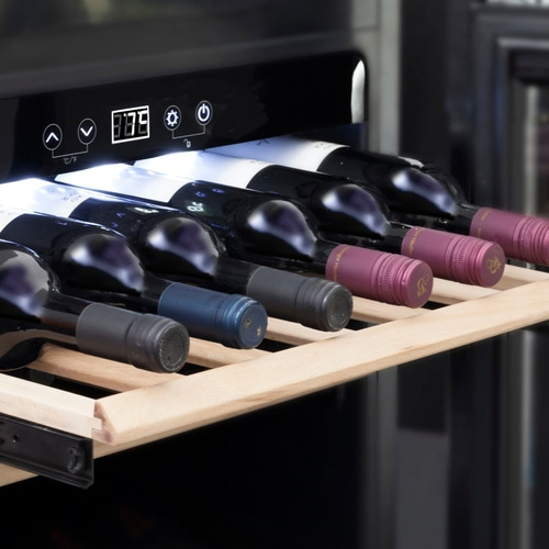 CASO WineDeluxe E 29 Einbau-Weinkühlschrank mit Kompressortechnik | Für bis zu 29 Flaschen | 1 Temperaturzone