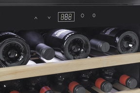 CASO WineSafe 18 EB Einbau-Weinkühlschrank mit Kompressortechnik | Für bis zu 18 Flaschen | 1 Temperaturzone
